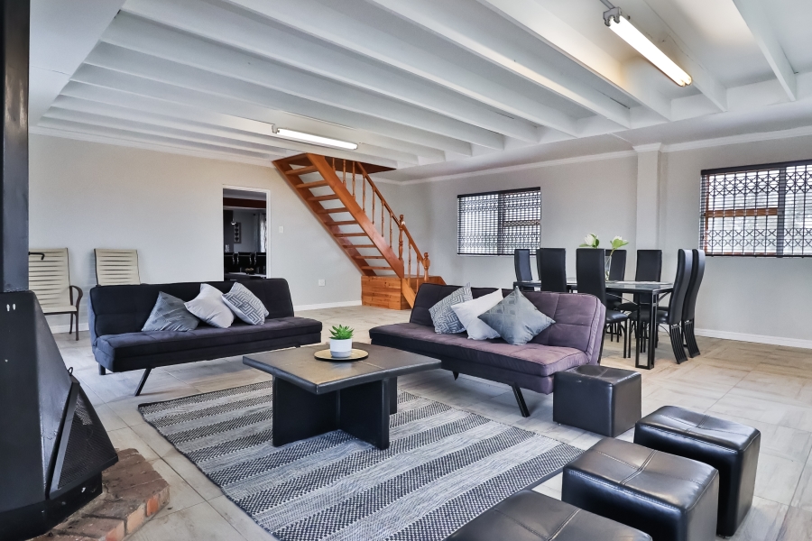 5 Bedroom Property for Sale in Fisherhaven Western Cape